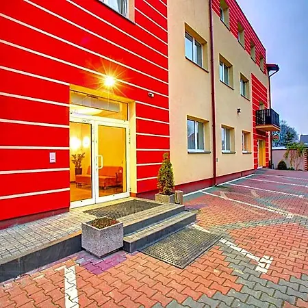 Evotel 3* Zielonka (Wolomin)