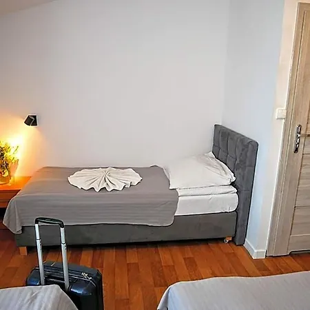 Evotel Bed & Breakfast 3*
