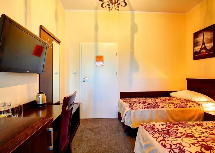 Evotel Bed & Breakfast 3*